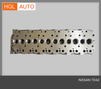 Cylinder head for NISSAN TD42